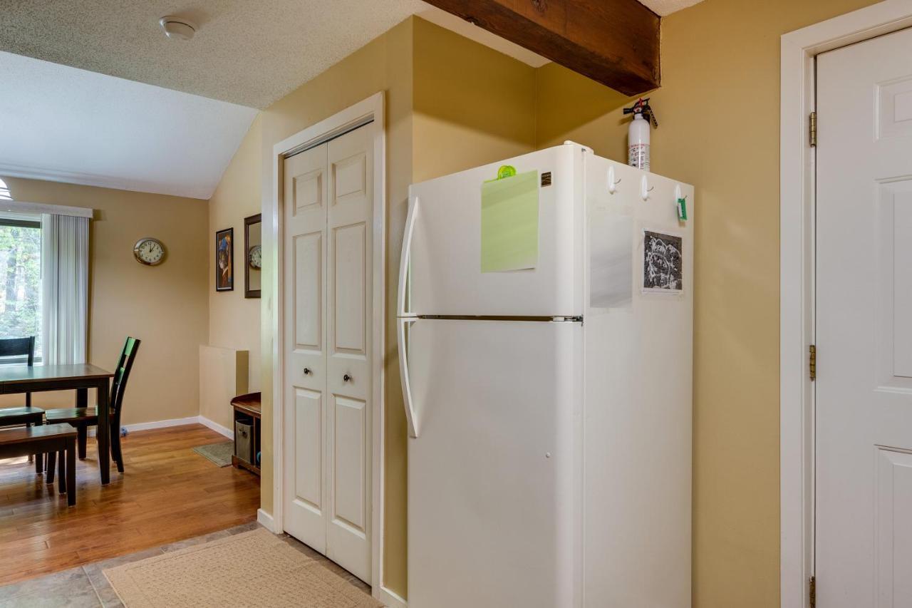 Bartlett Townhome With Balcony 1 Mi To Ski Resort! Luaran gambar