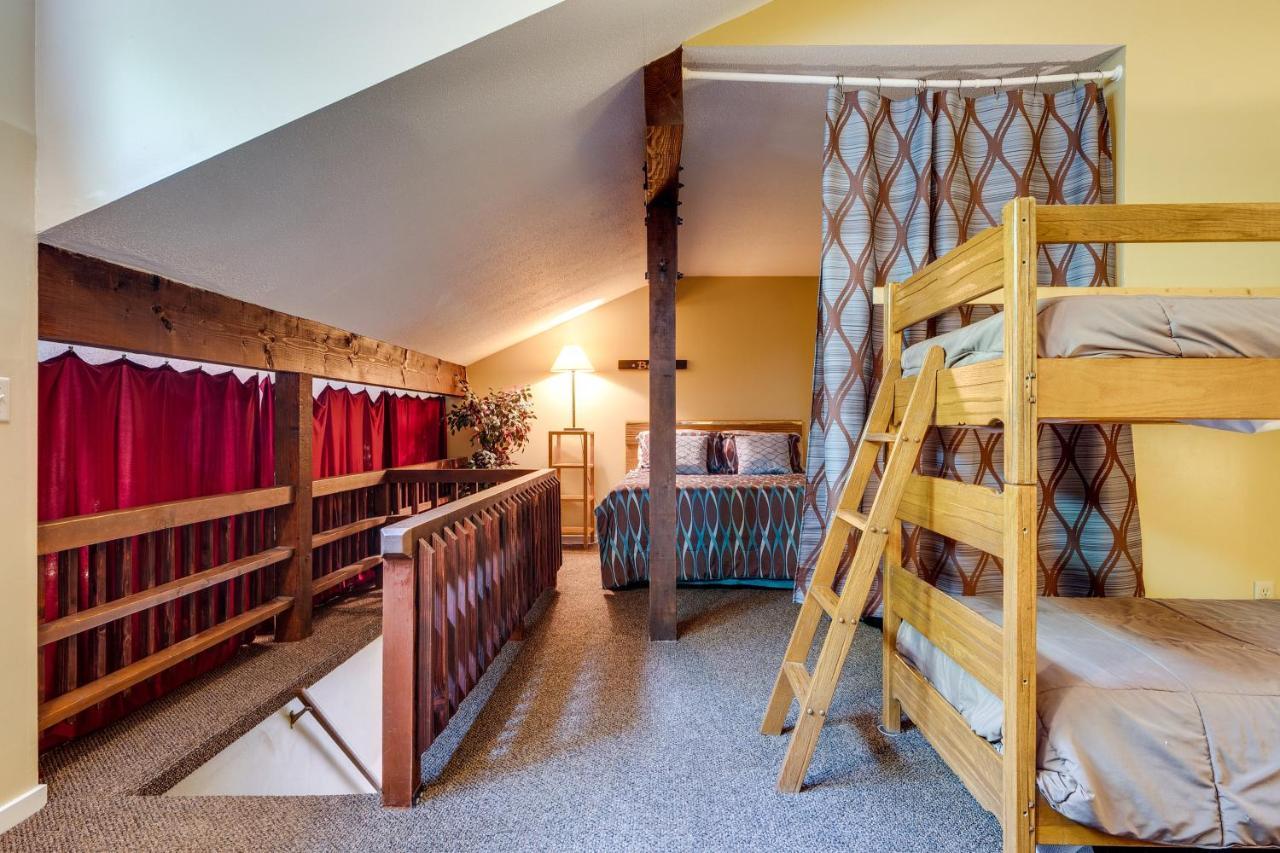 Bartlett Townhome With Balcony 1 Mi To Ski Resort! Luaran gambar