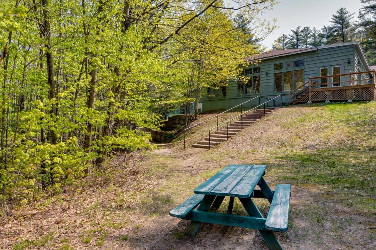 Bartlett Townhome With Balcony 1 Mi To Ski Resort! Luaran gambar